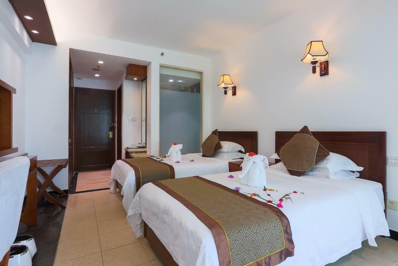 Rongjin Haiyue Hotel Санья Экстерьер фото